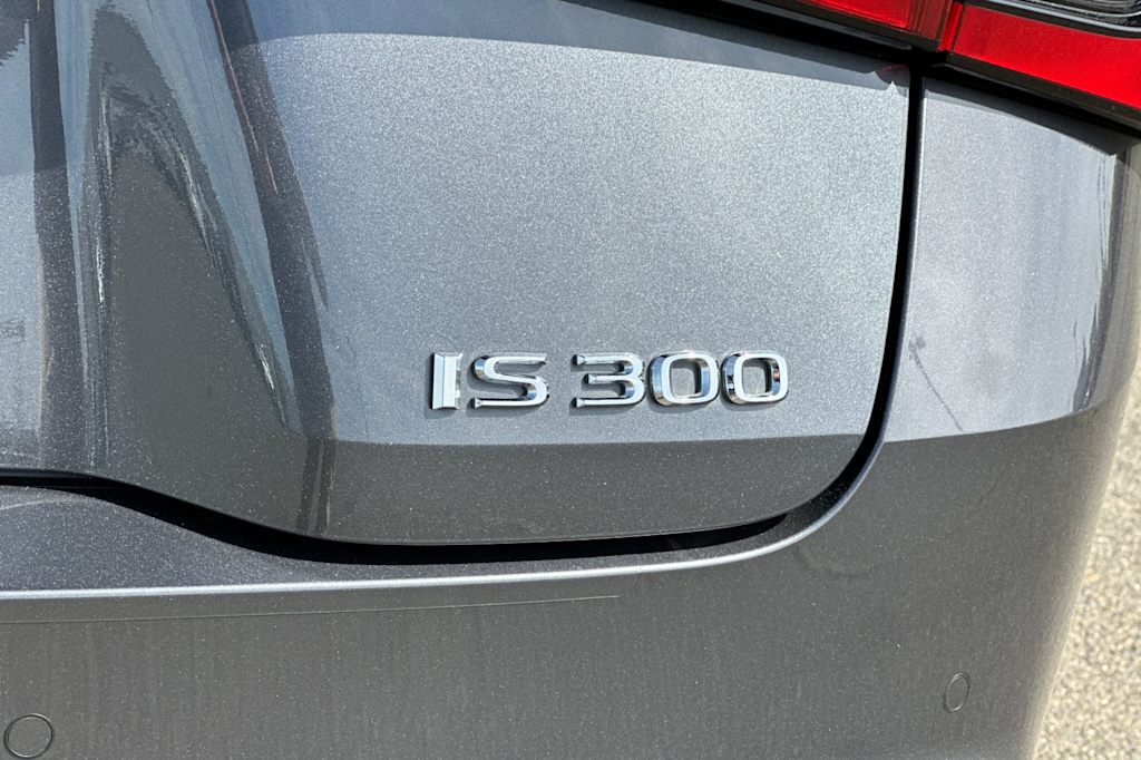 Thumbnail: 2023 Lexus IS - 7