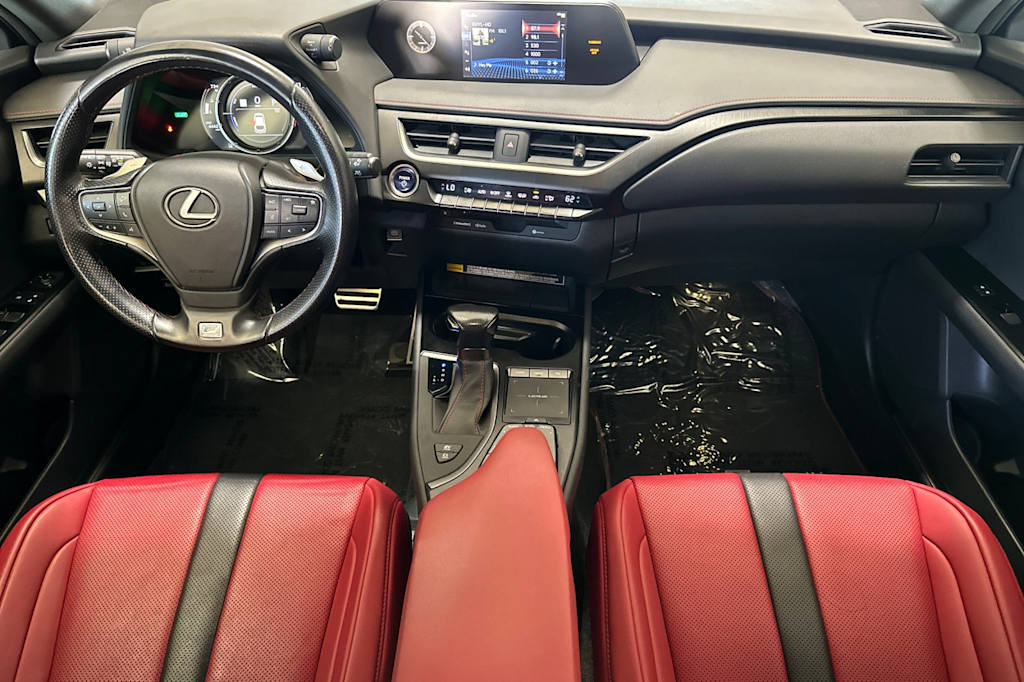 2022 Lexus UX 250h 2