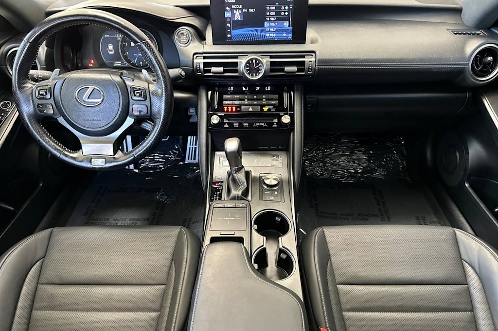 2022 Lexus IS 350 2