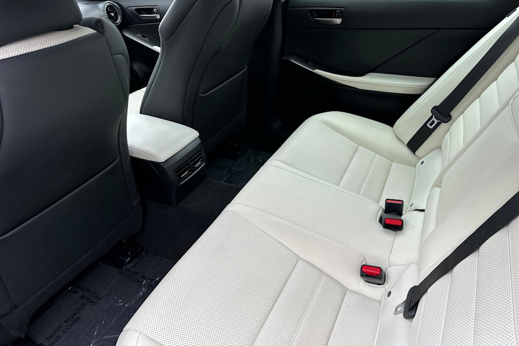 Thumbnail: 2023 Lexus IS - 11