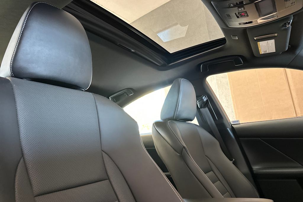 Thumbnail: 2022 Lexus IS - 23