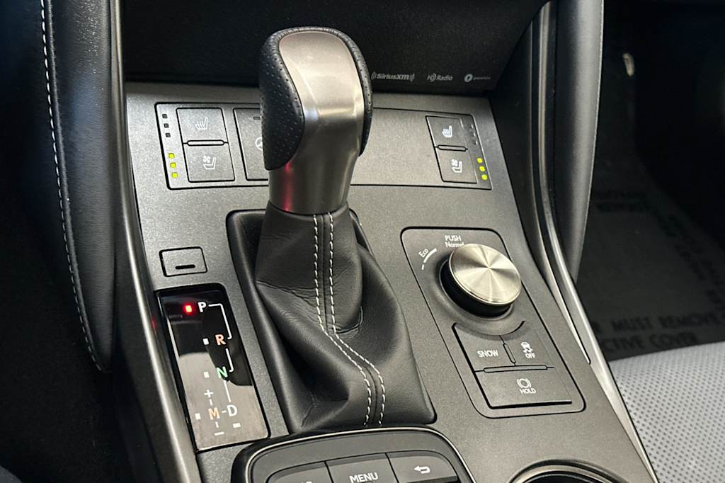 Thumbnail: 2022 Lexus IS - 14