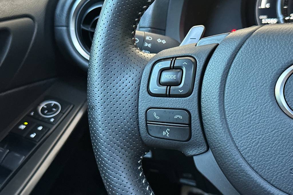 2021 Lexus IS 350 29