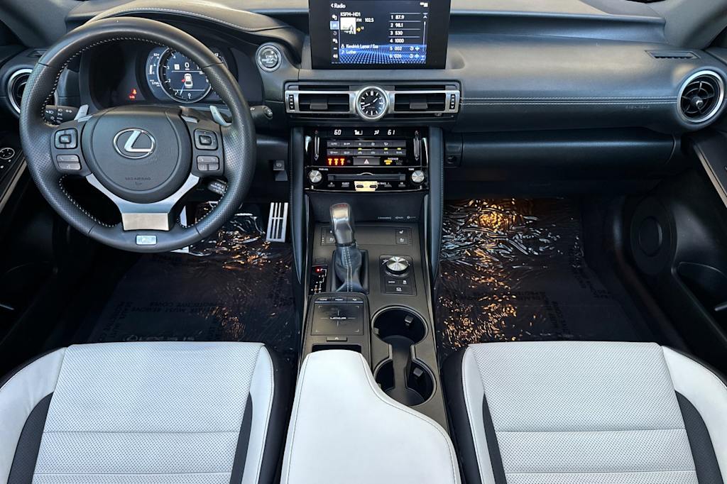2021 Lexus IS 350 2