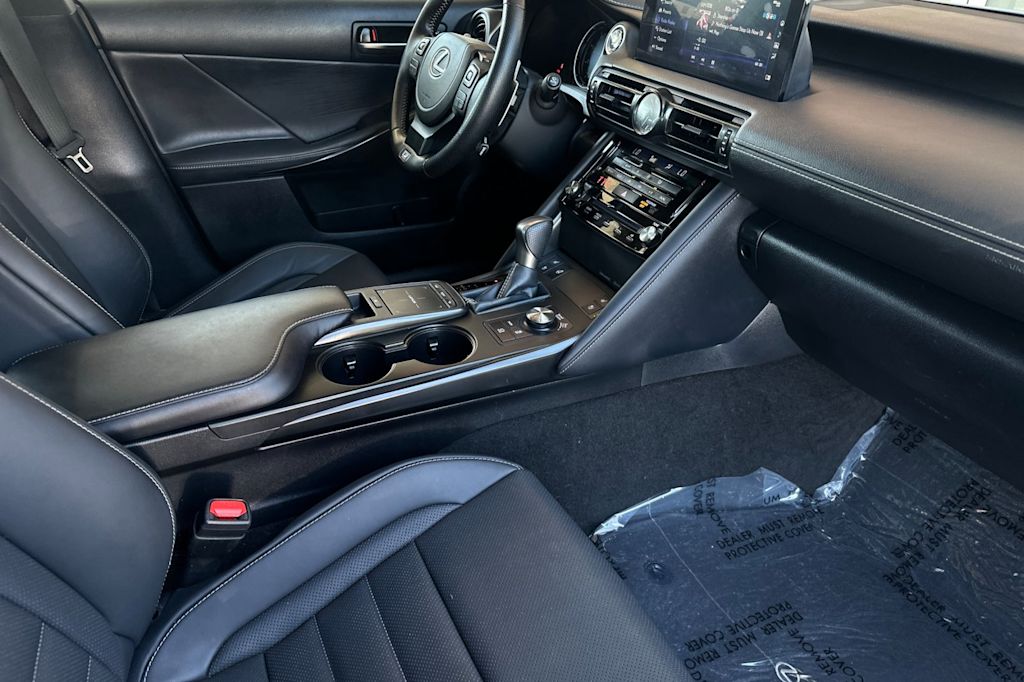 Thumbnail: 2024 Lexus ES - 12