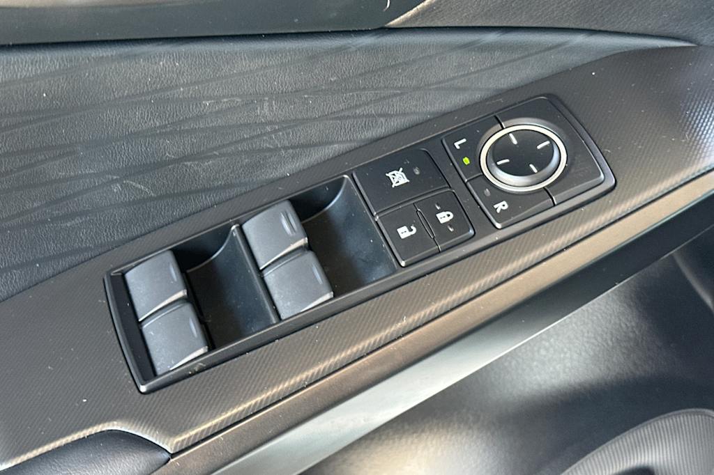 Thumbnail: 2024 Lexus ES - 21