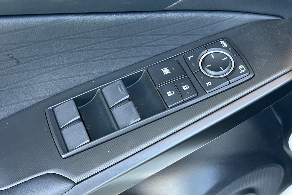 Thumbnail: 2025 Lexus ES - 21