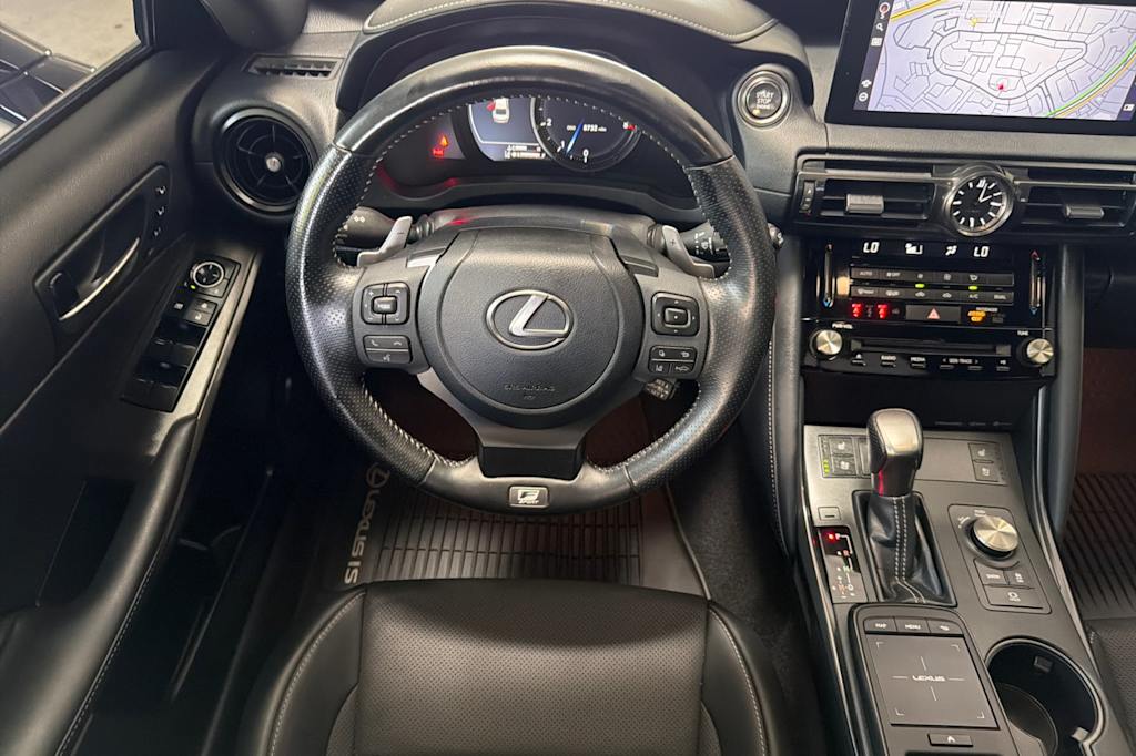 Thumbnail: 2024 Lexus ES - 11