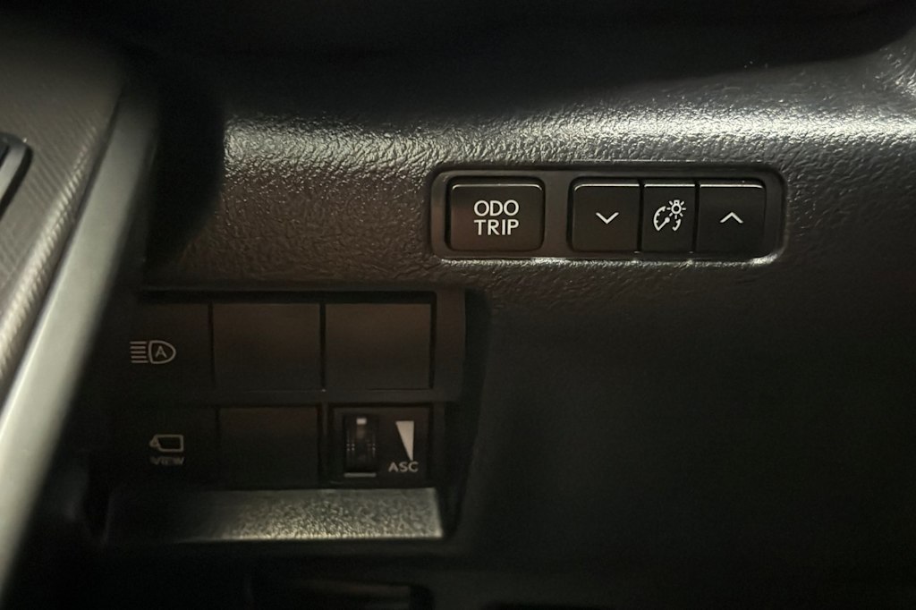 Thumbnail: 2024 Lexus ES - 33