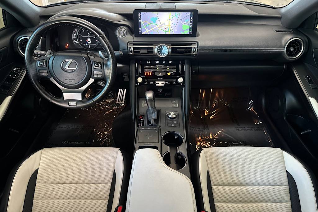 Thumbnail: 2021 Lexus IS - 2