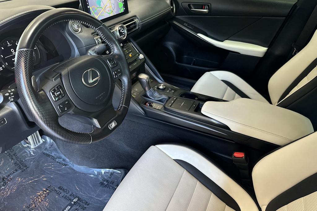 Thumbnail: 2021 Lexus IS - 9