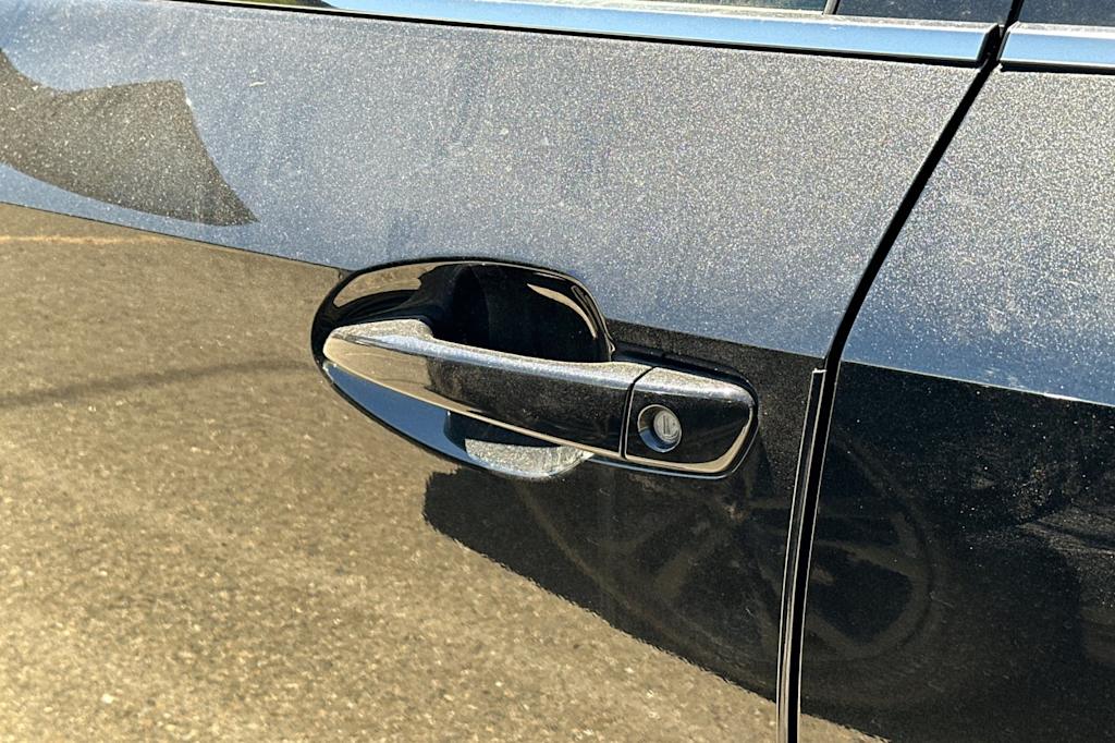 Thumbnail: 2024 Lexus ES - 7