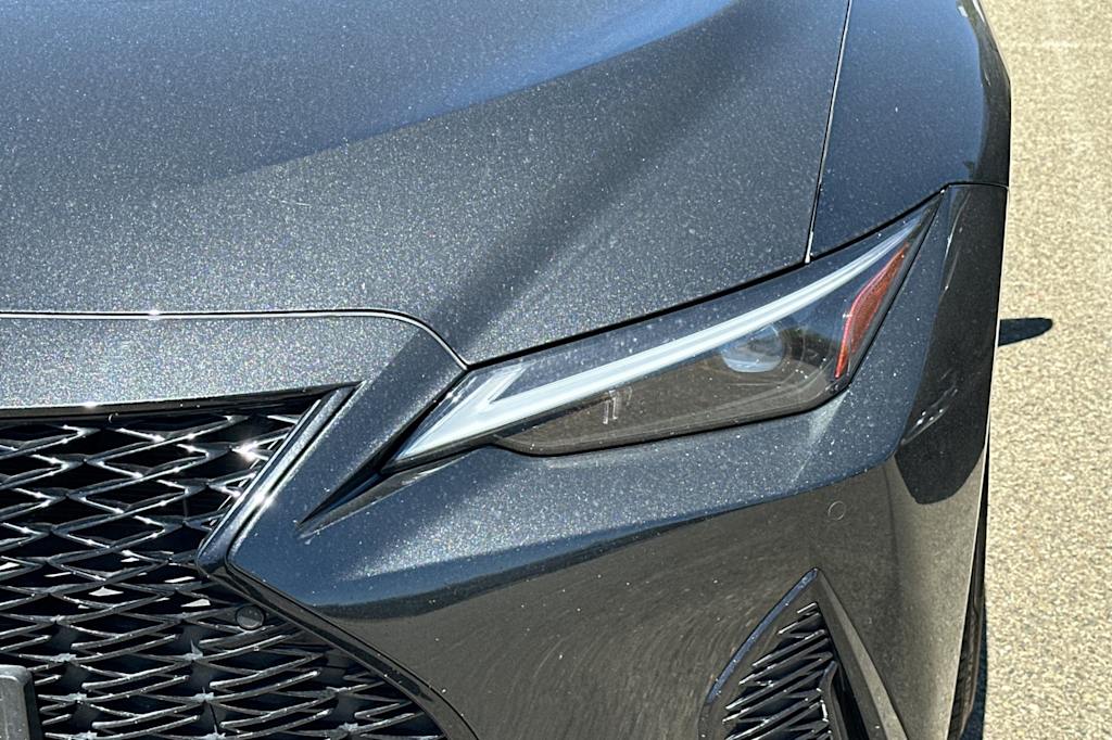 Thumbnail: 2024 Lexus ES - 13