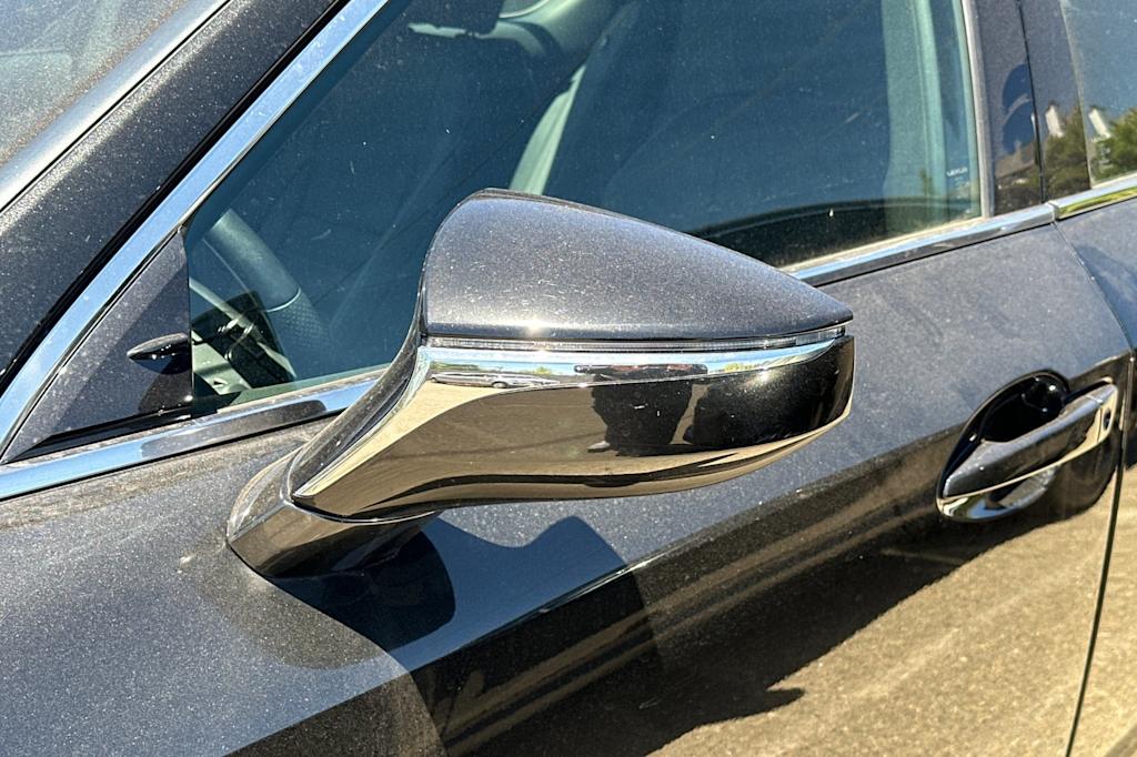 Thumbnail: 2024 Lexus ES - 21