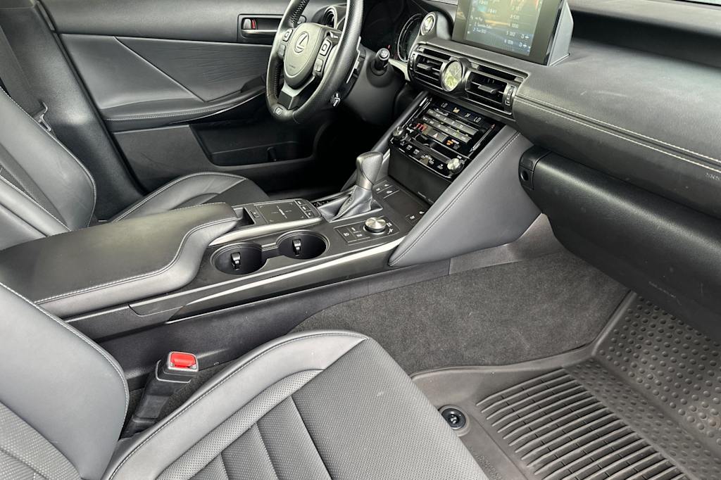 Thumbnail: 2024 Lexus ES - 12