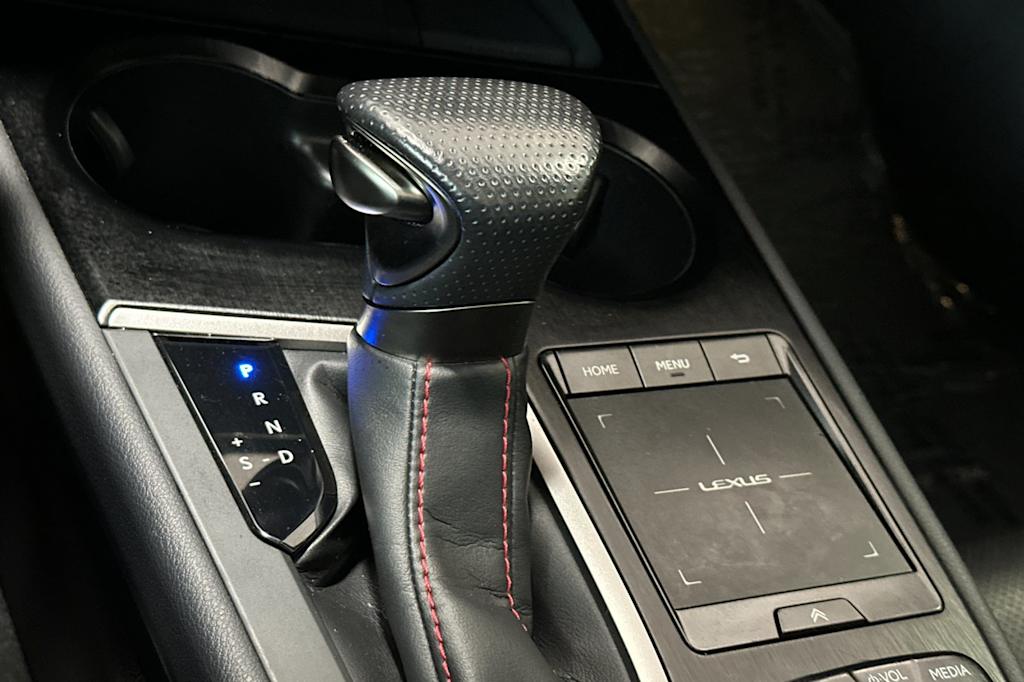 Thumbnail: 2020 Lexus UX - 27