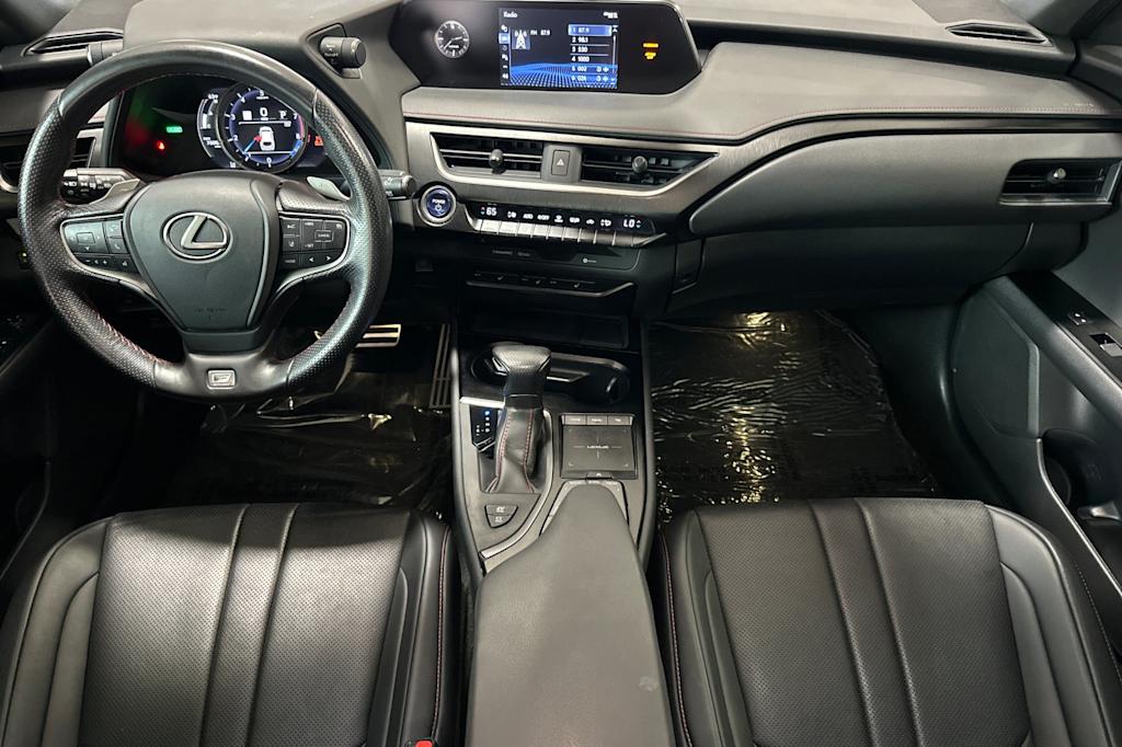 Thumbnail: 2020 Lexus UX - 2