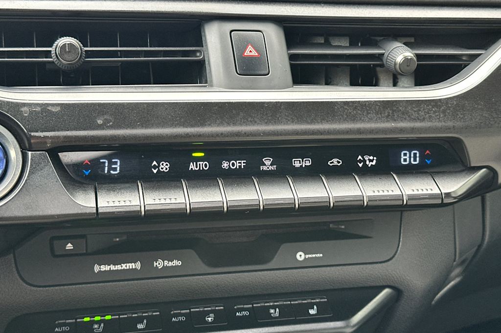 Thumbnail: 2019 Lexus UX - 27