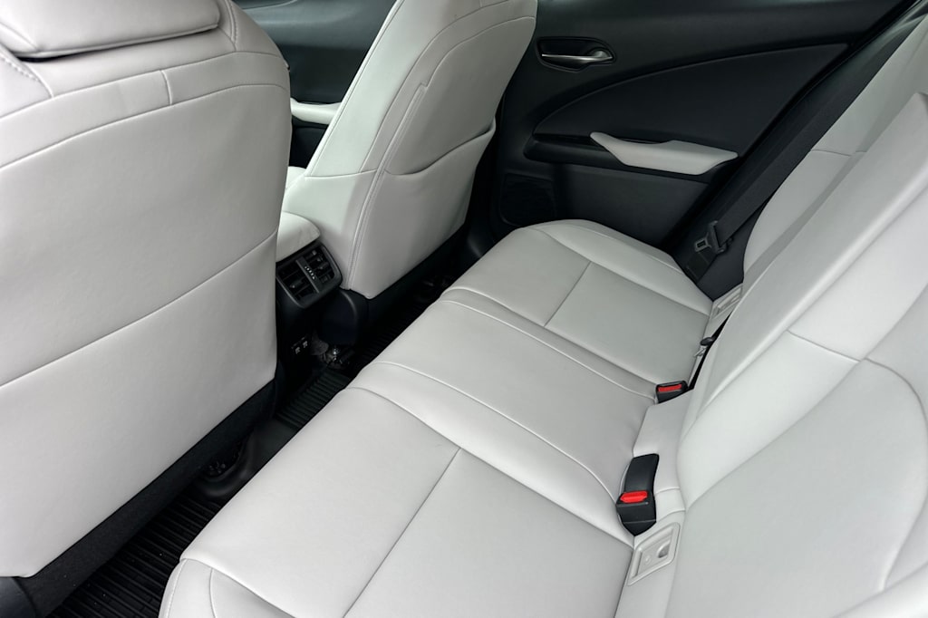 Thumbnail: 2019 Lexus UX - 10