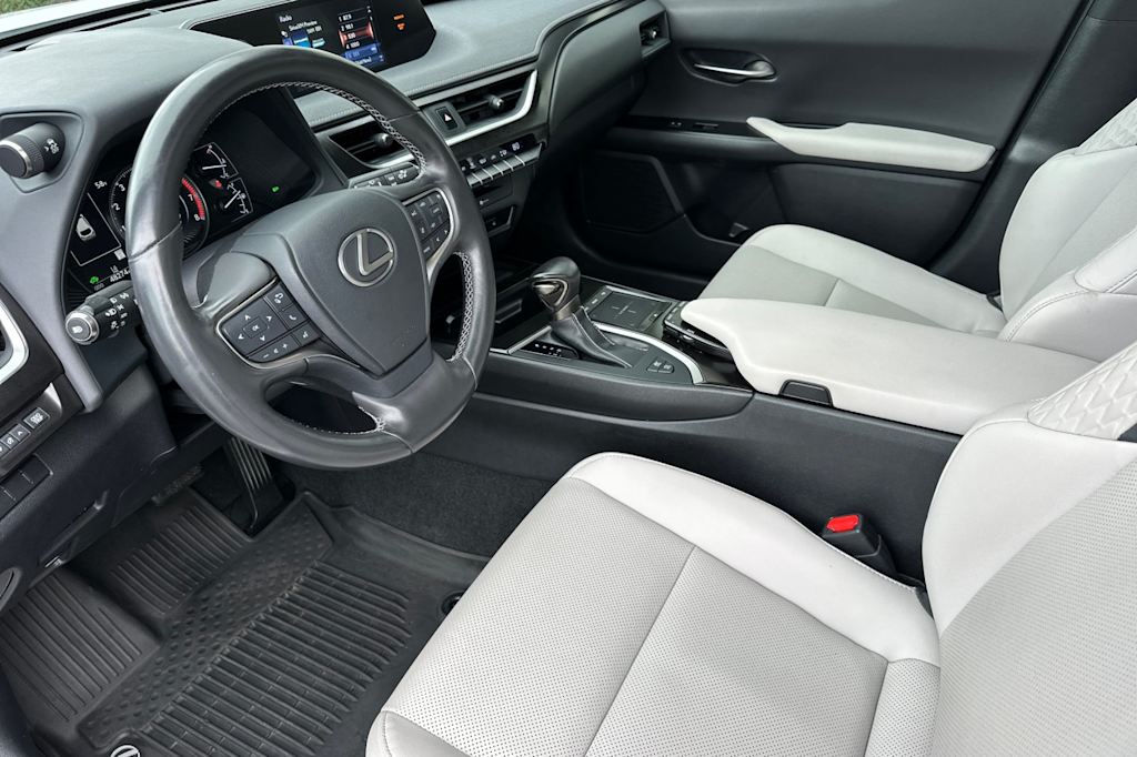 Thumbnail: 2019 Lexus UX - 9