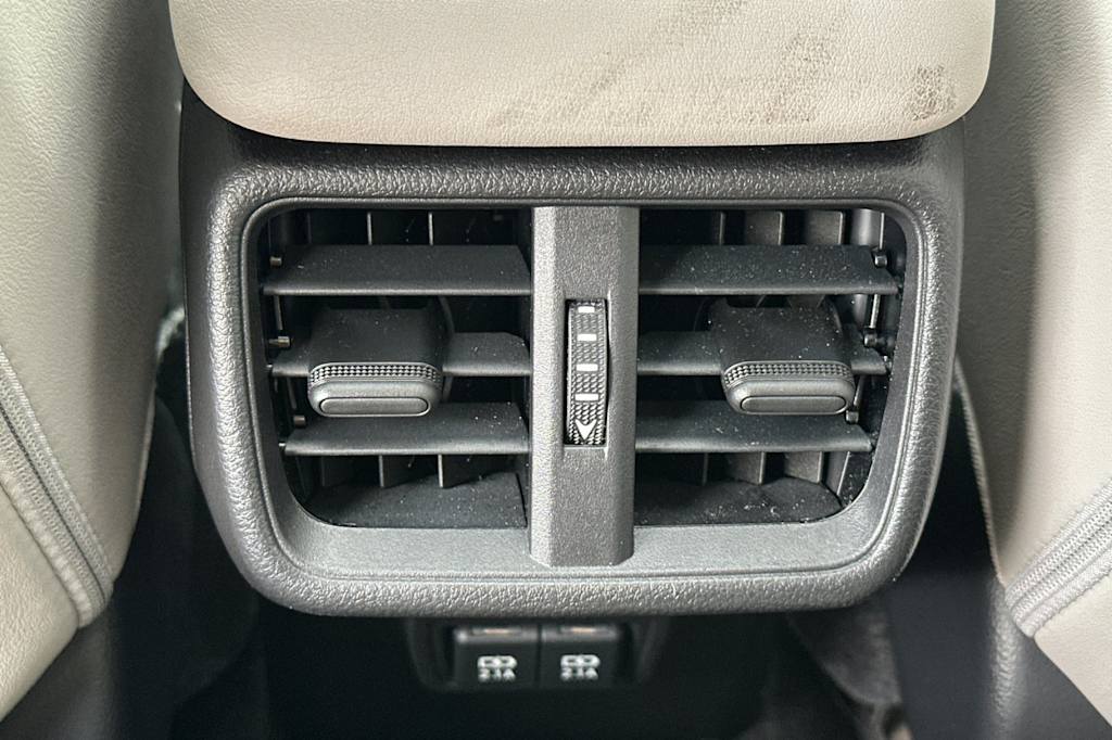 Thumbnail: 2019 Lexus UX - 23