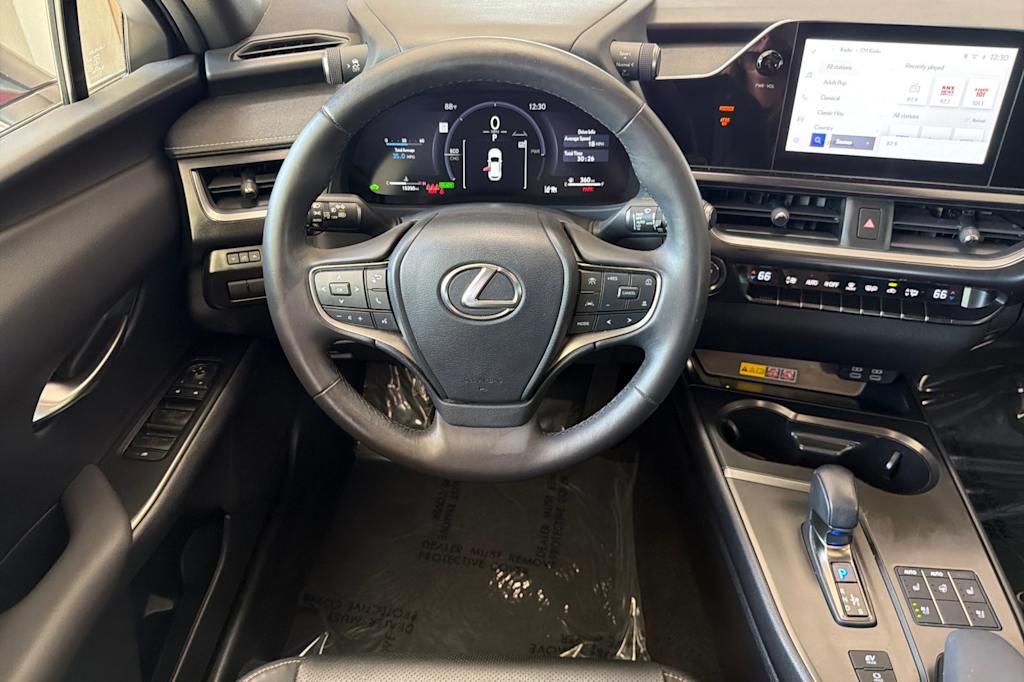 Thumbnail: 2025 Lexus UX - 11