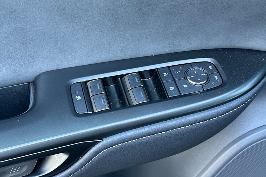 Thumbnail: 2025 Lexus RZ - 23