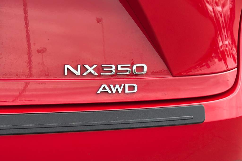 Thumbnail: 2024 Lexus ES - 7