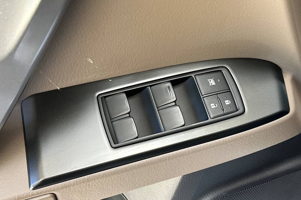 Thumbnail: 2022 Lexus GX - 22