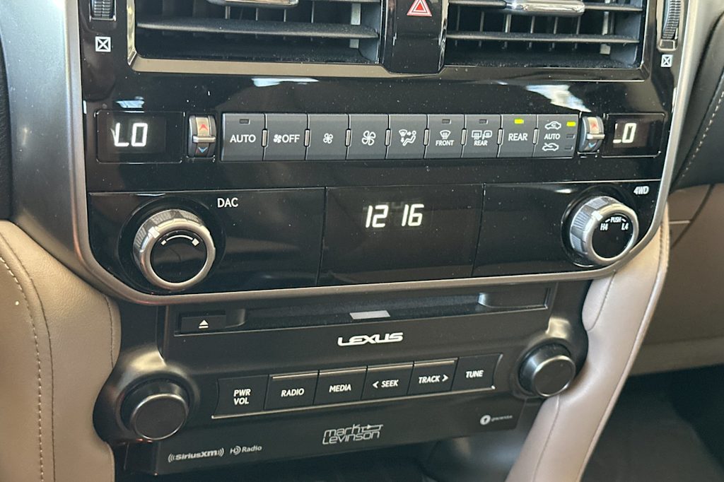Thumbnail: 2022 Lexus GX - 28