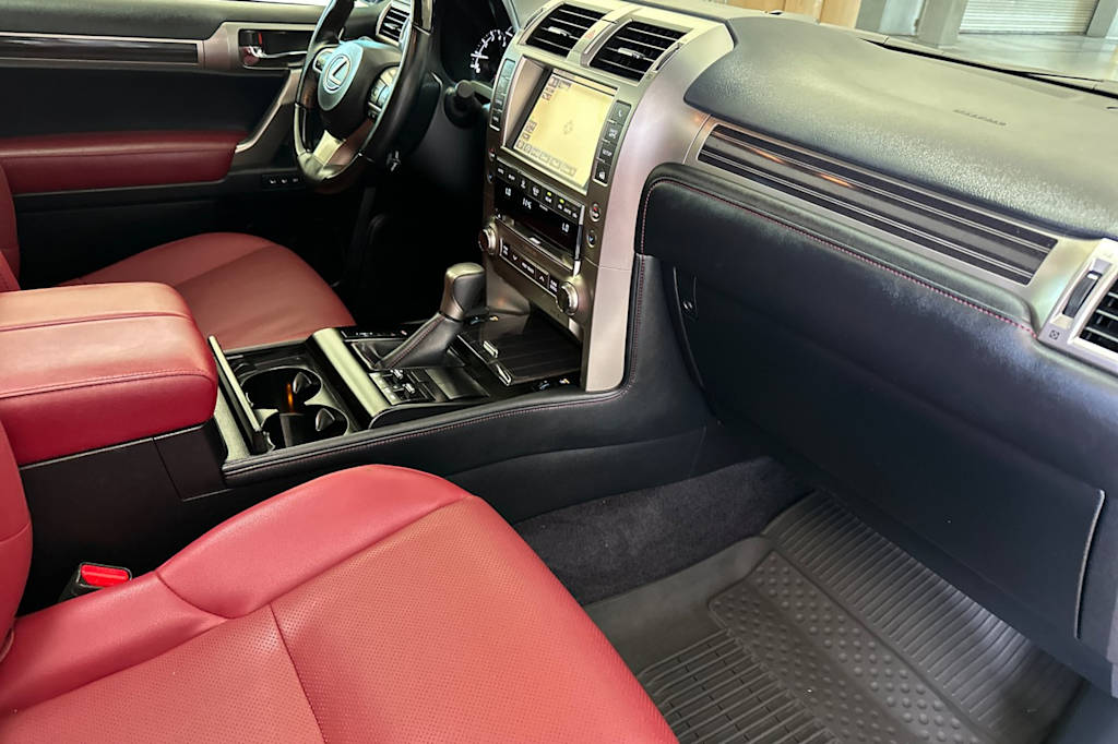 Thumbnail: 2021 Lexus GX - 11