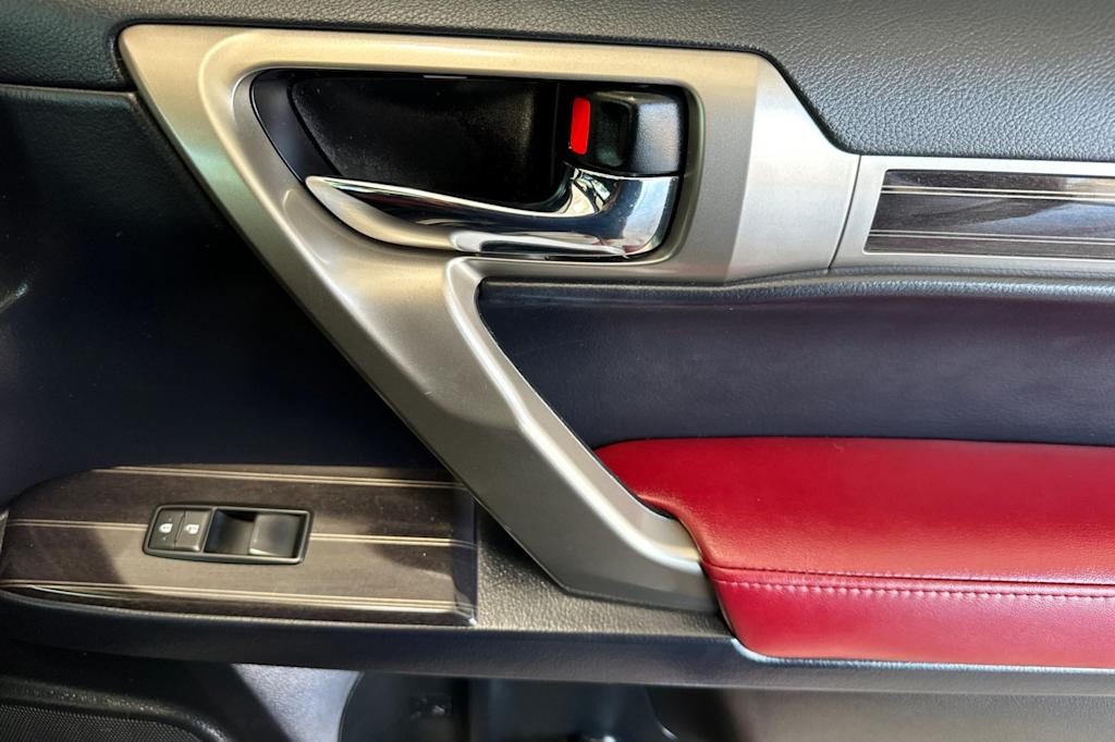 Thumbnail: 2021 Lexus GX - 24