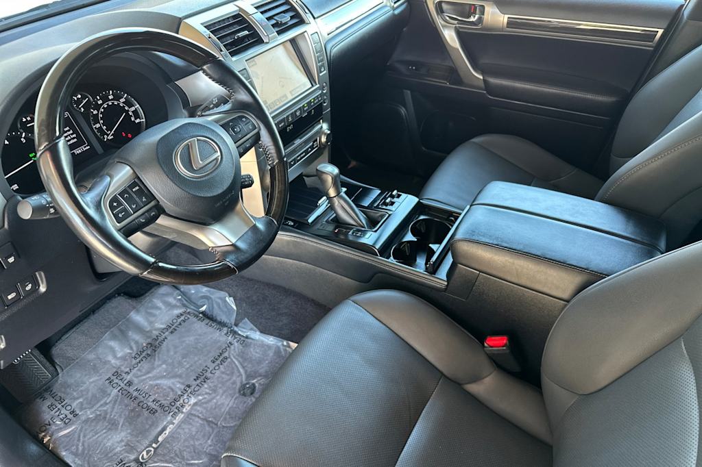 Thumbnail: 2021 Lexus GX - 10