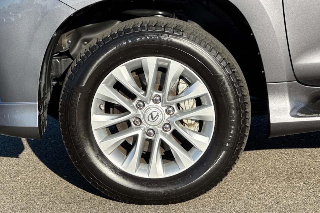 Thumbnail: 2023 Lexus GX - 8