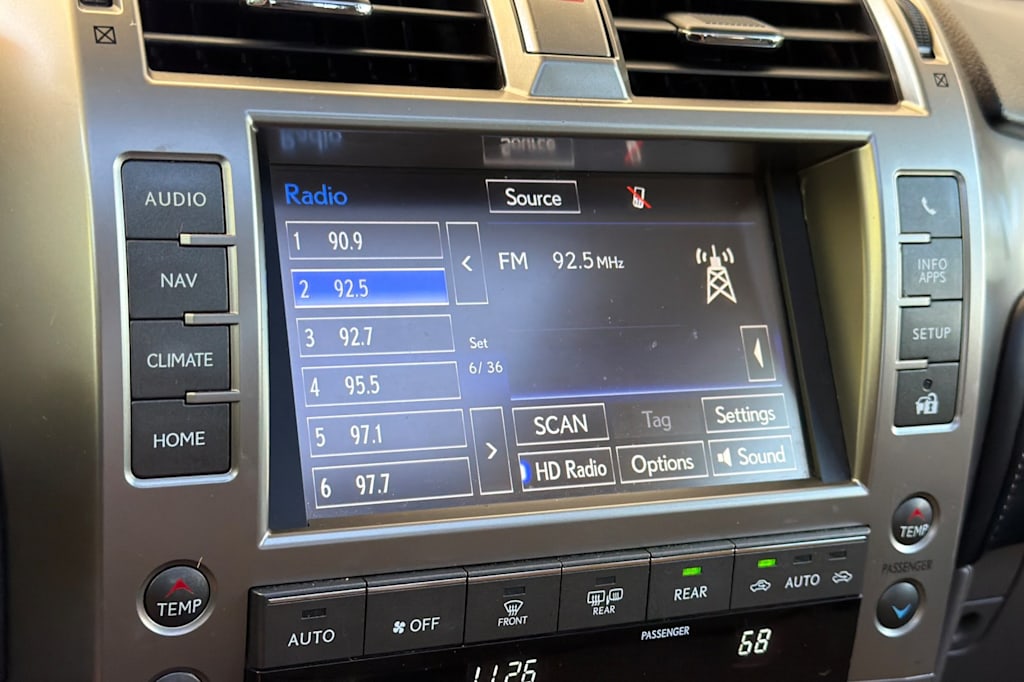 Thumbnail: 2020 Lexus GX - 13