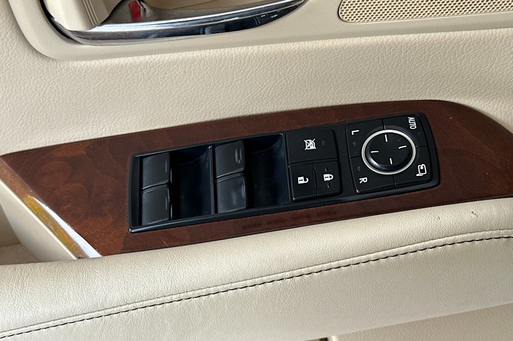 Thumbnail: 2013 Lexus RX - 22