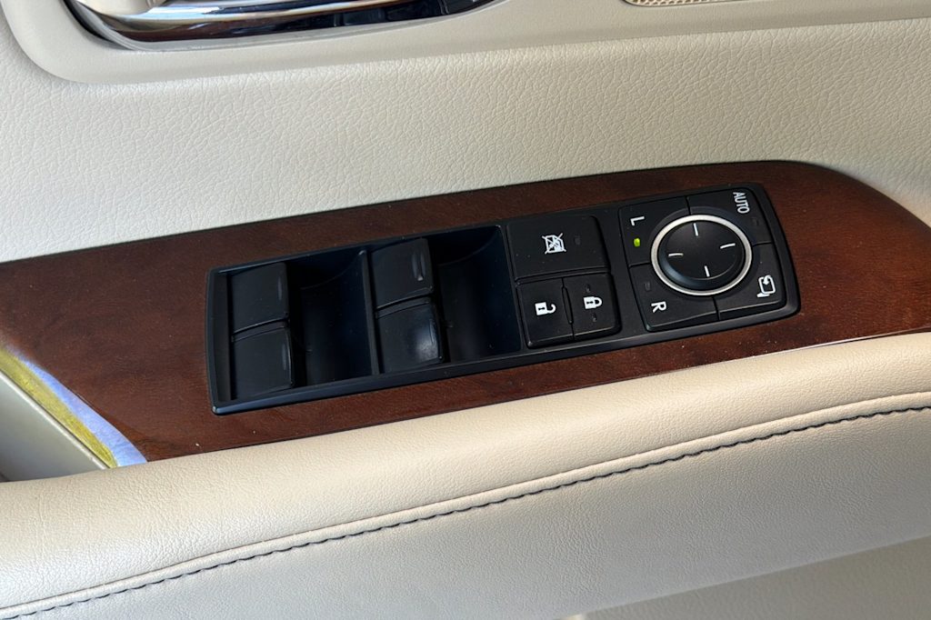 Thumbnail: 2015 Lexus RX - 23