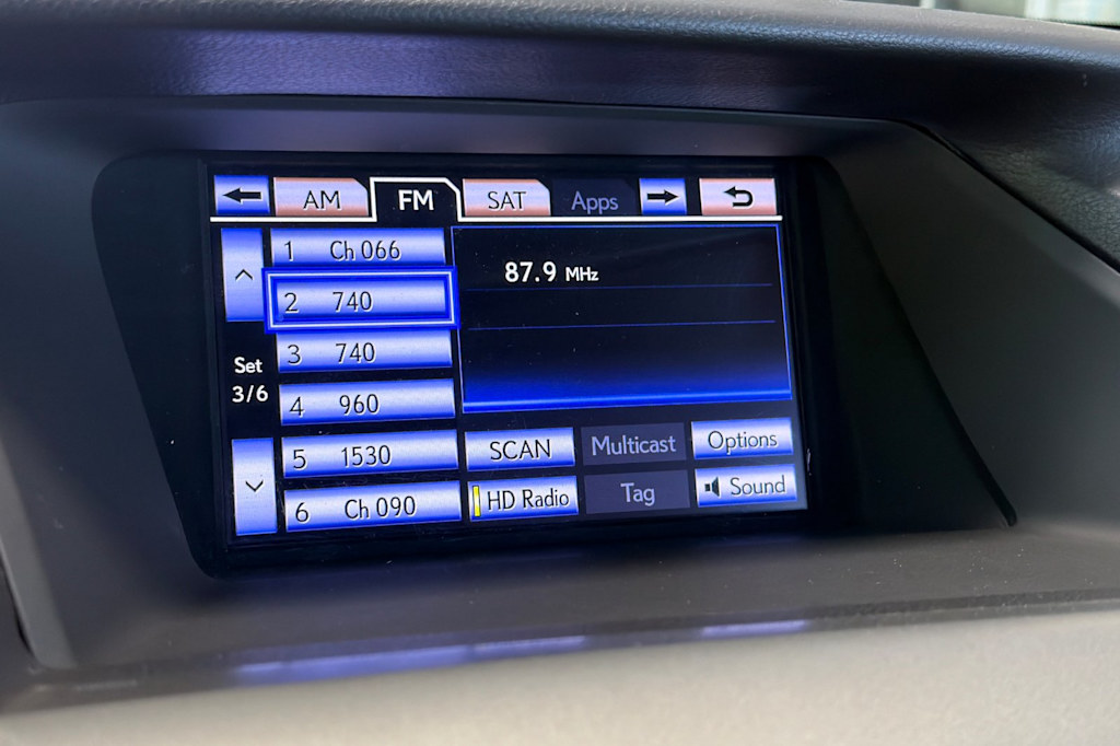 Thumbnail: 2015 Lexus RX - 14