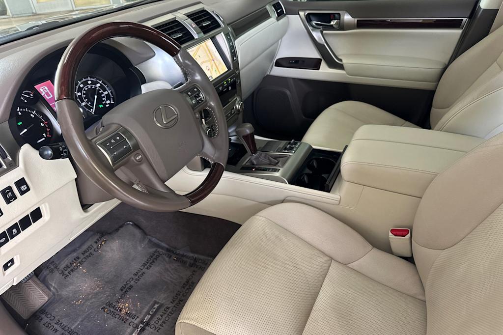 Thumbnail: 2017 Lexus GX - 11