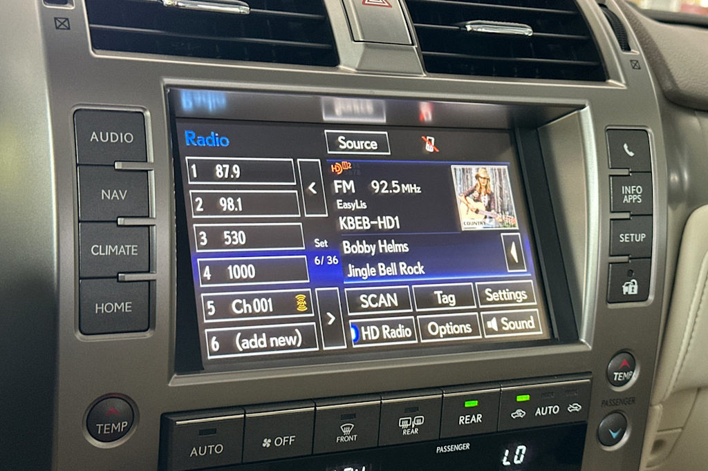 Thumbnail: 2017 Lexus GX - 13