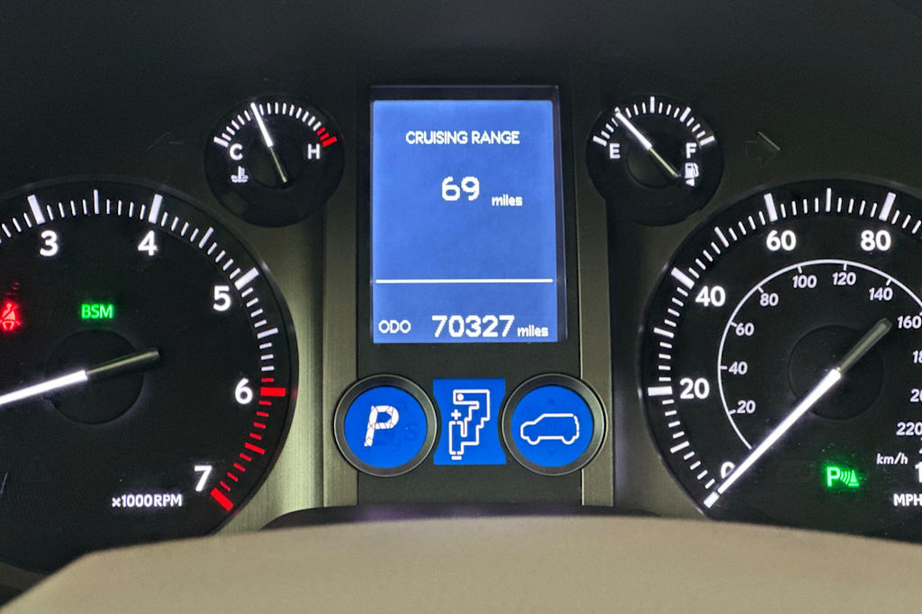 Thumbnail: 2017 Lexus GX - 33