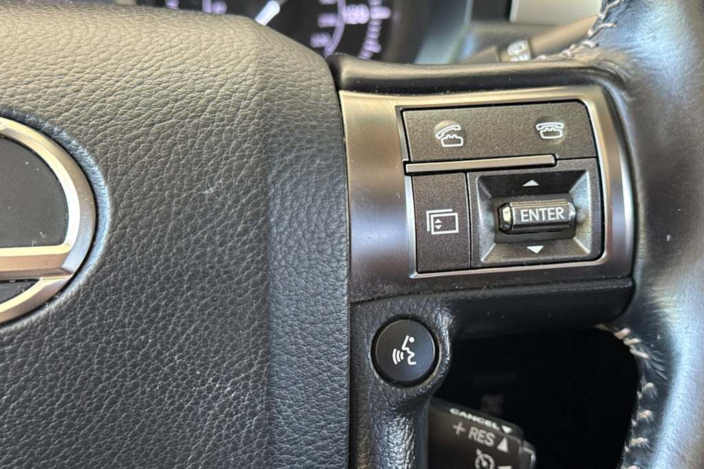 Thumbnail: 2017 Lexus GX - 33