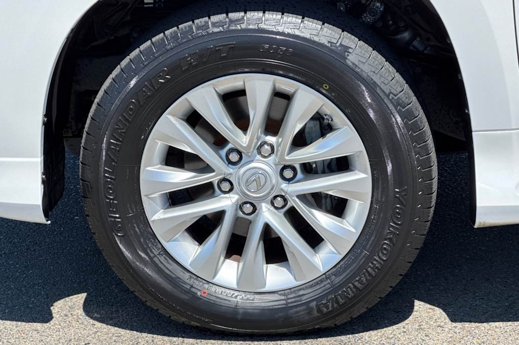 Thumbnail: 2017 Lexus GX - 8