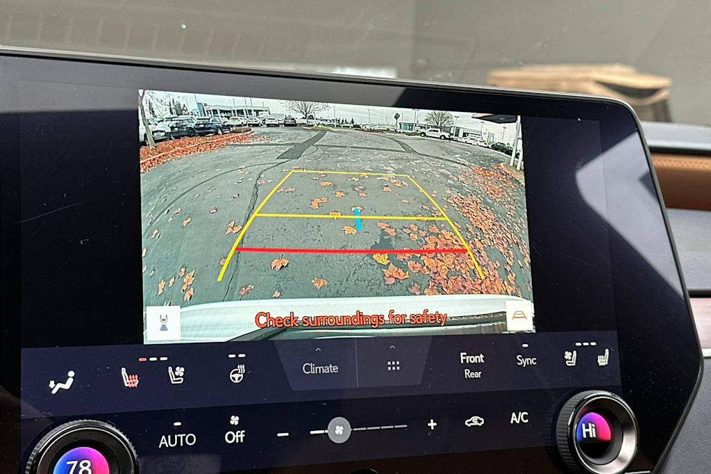 Thumbnail: 2023 Lexus RX - 26