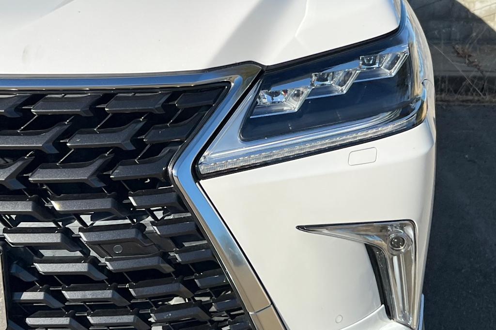 Thumbnail: 2021 Lexus LX - 13