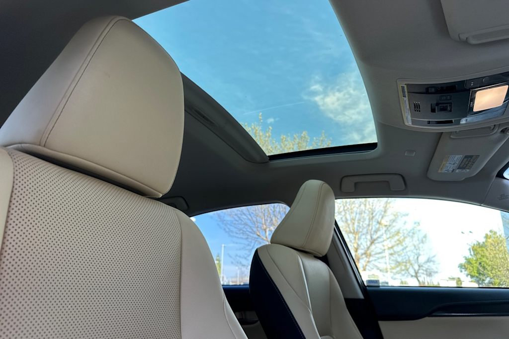 2020 Lexus NX 300 24