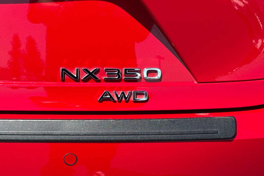 Thumbnail: 2024 Lexus ES - 6