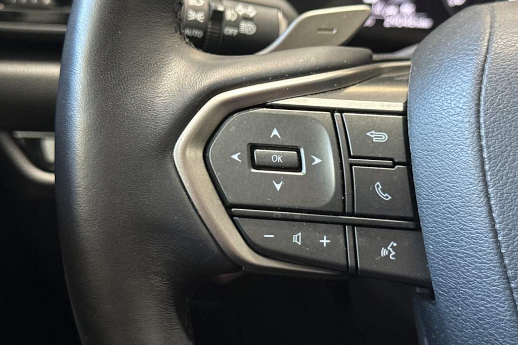 Thumbnail: 2024 Lexus ES - 30