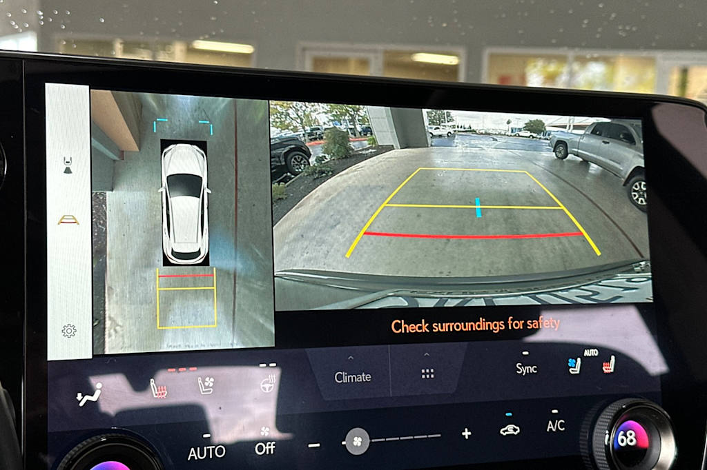 Thumbnail: 2025 Lexus ES - 26