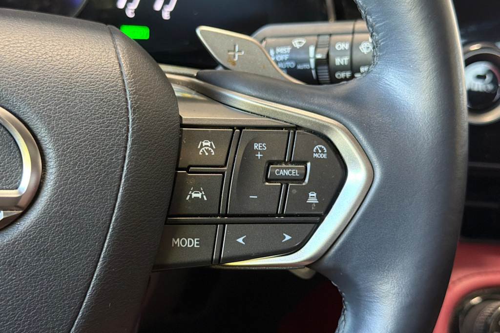 Thumbnail: 2024 Lexus ES - 31